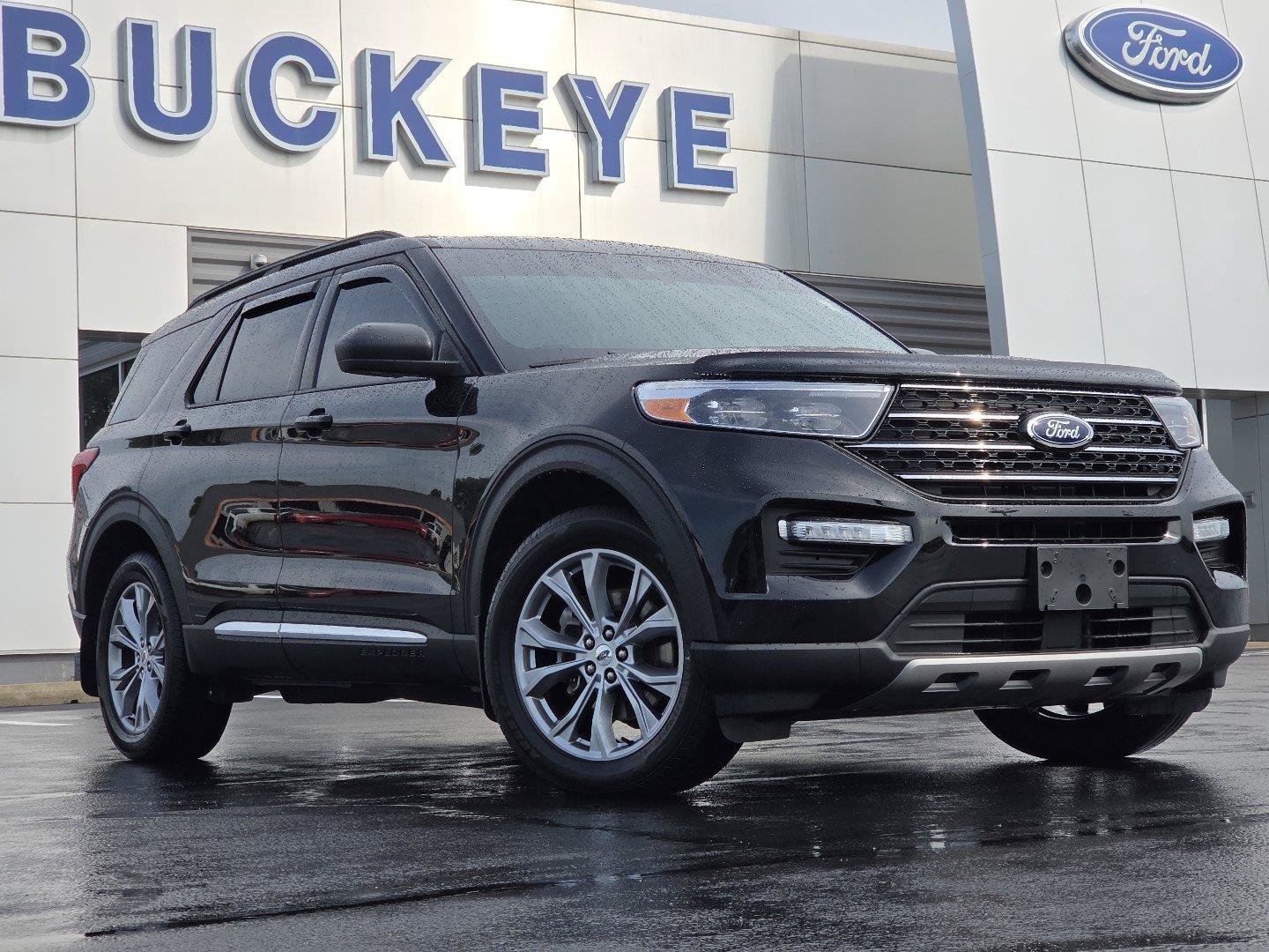 Used 2024 Ford Explorer XLT w/ Equipment Group 202A AWD/4WD image 2