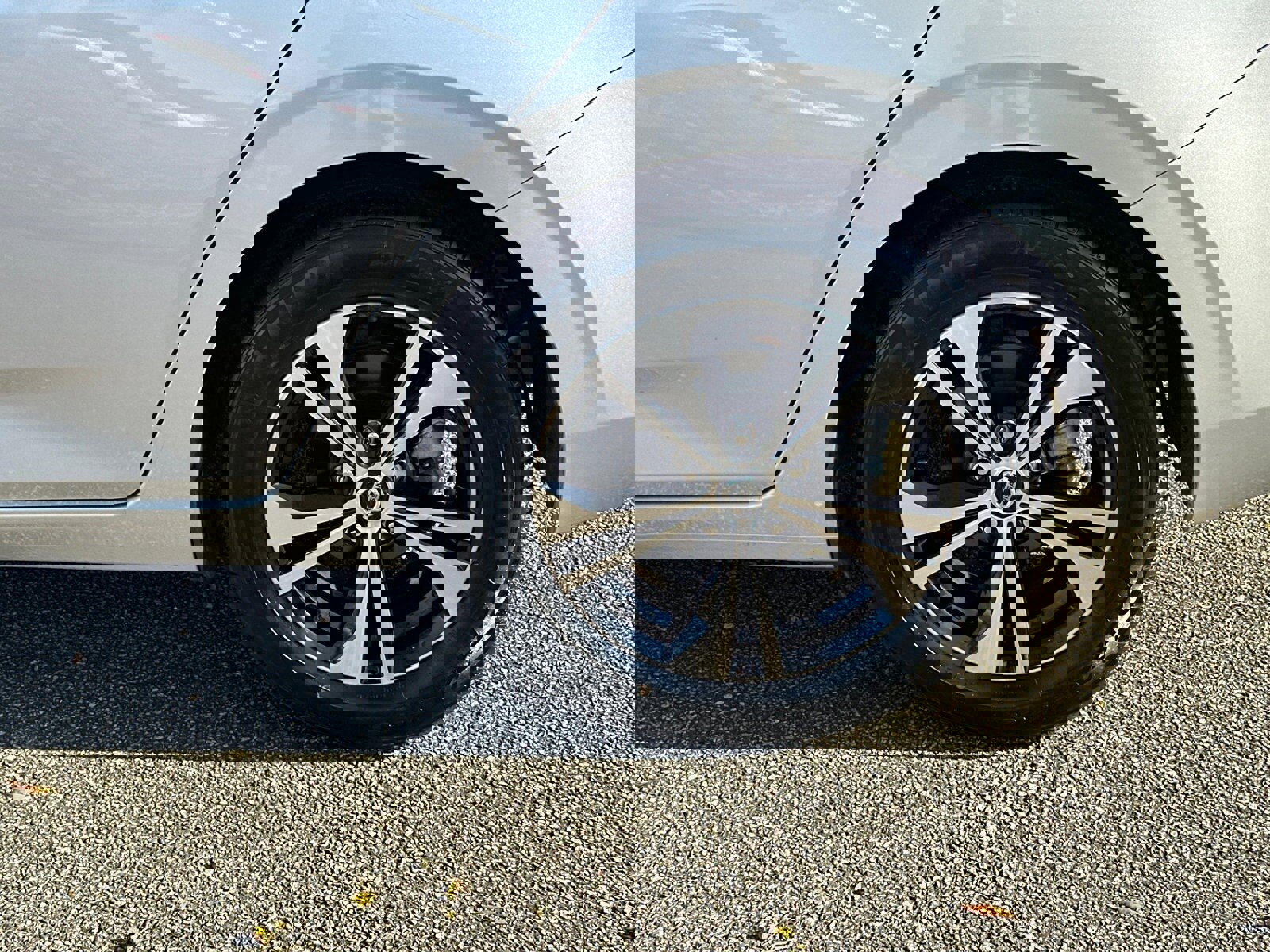 Used 2023 Nissan Sentra SV image 19