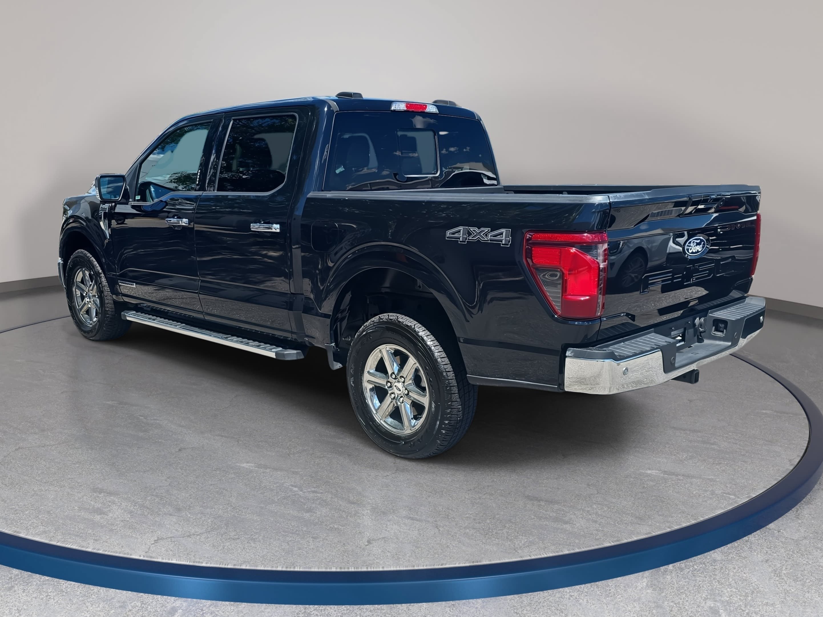 Used 2024 Ford F150 XLT w/ Equipment Group 302A MID AWD/4WD image 7
