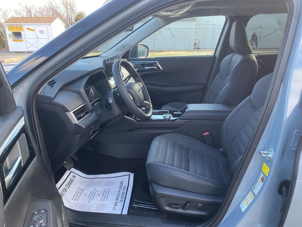 New 2026 Mitsubishi Outlander Trail Edition image 12