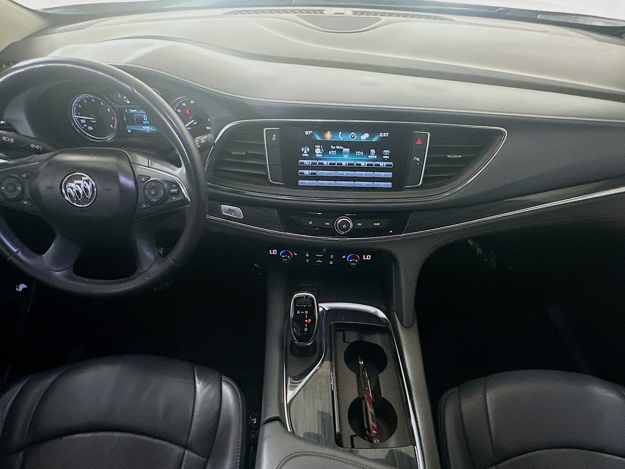 Used 2018 Buick Enclave Essence FWD image 27