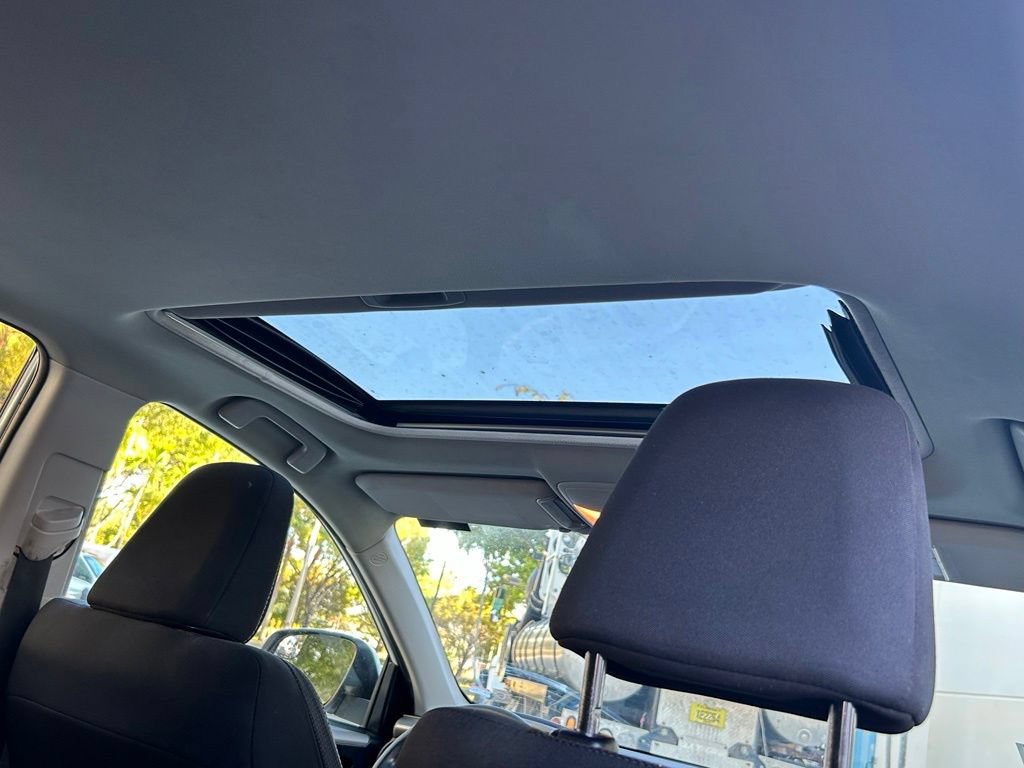 Used 2016 Toyota RAV4 XLE FWD image 30