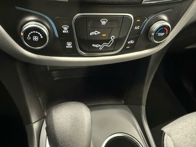 Used 2023 Chevrolet Equinox LS w/ LS Convenience Package image 23