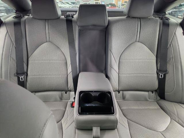 Used 2020 Toyota Avalon Limited w/ Advanced Safety Package FWD image 13