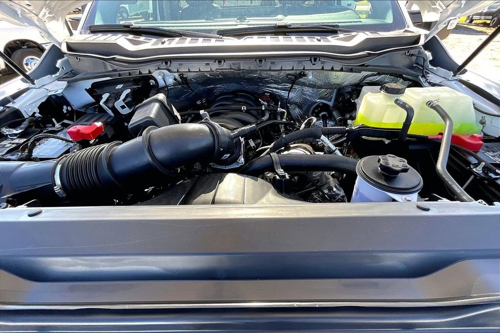 New 2026 Ford F450 XLT w/ Ambulance Prep Package image 8