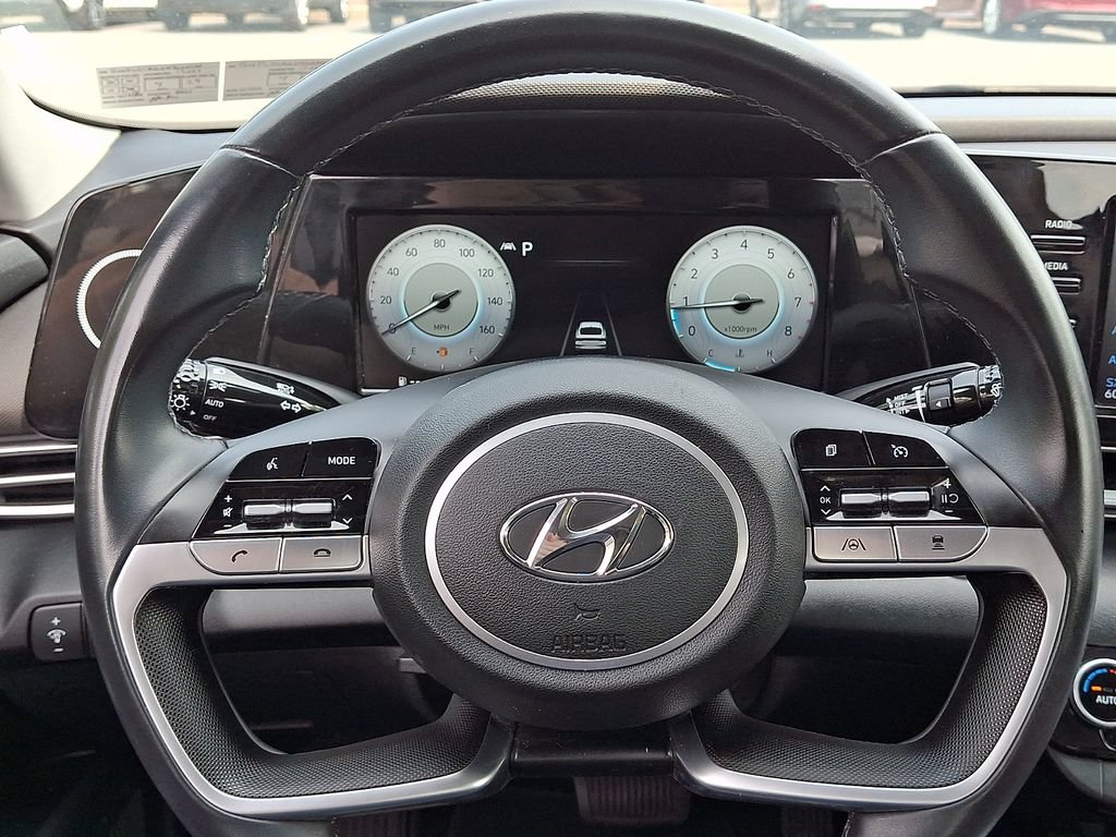 Used 2021 Hyundai Elantra SEL w/ Convenience Package FWD image 19