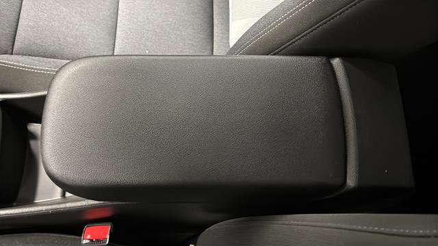 Used 2025 Chevrolet Trax LS w/ LS Convenience Package image 19