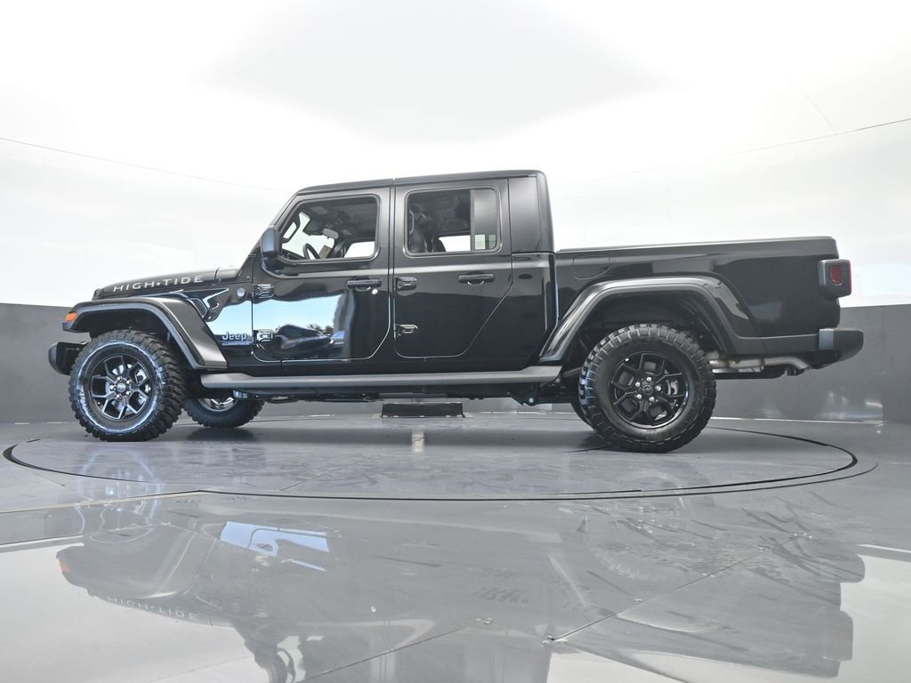 Used 2025 Jeep Gladiator Sport image 57