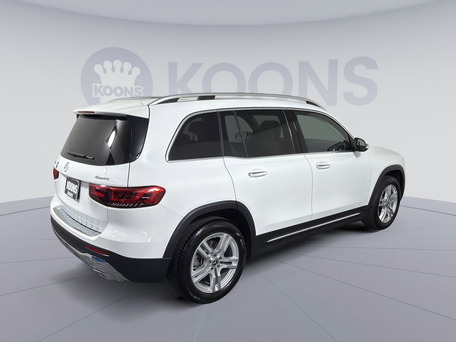 Used 2021 Mercedes-Benz GLB 250 4MATIC image 7