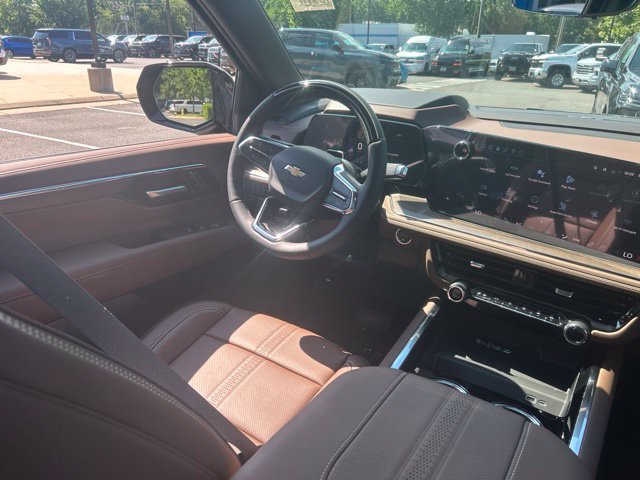 New 2026 Chevrolet Suburban High Country AWD/4WD image 27