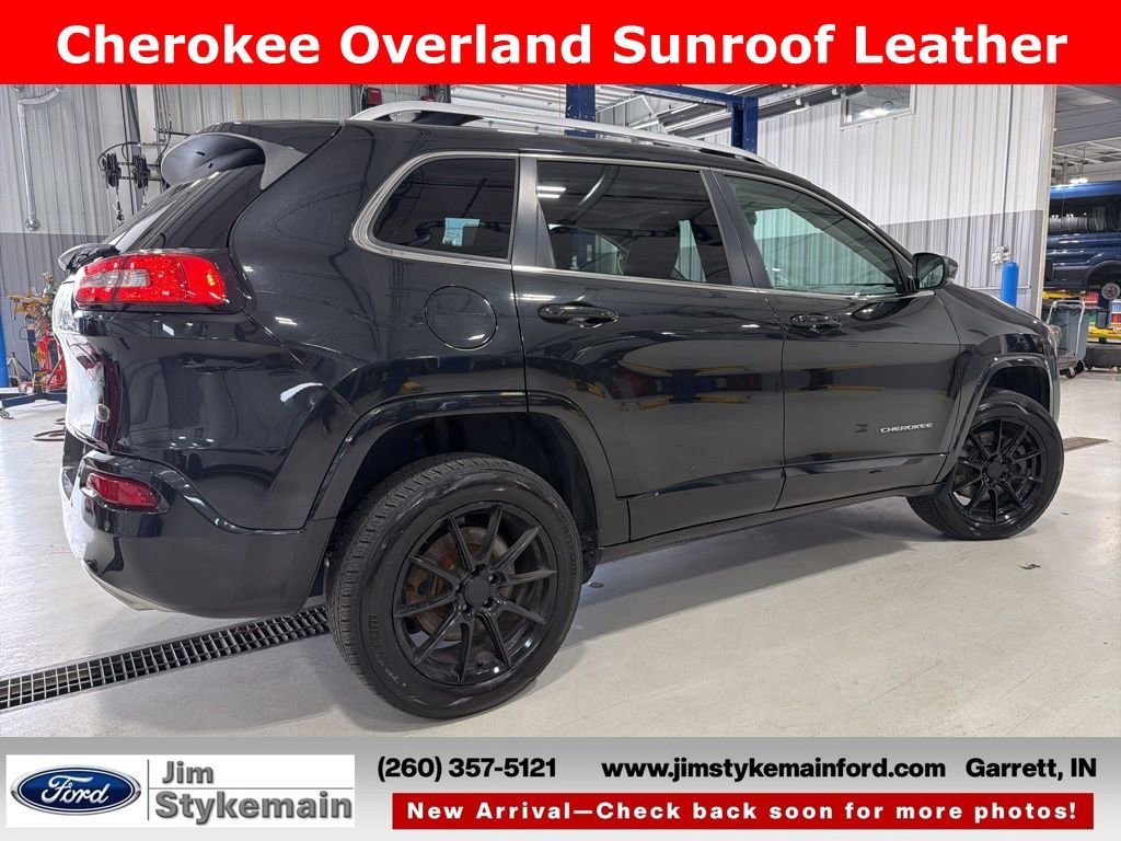 Used 2016 Jeep Cherokee Overland image 8