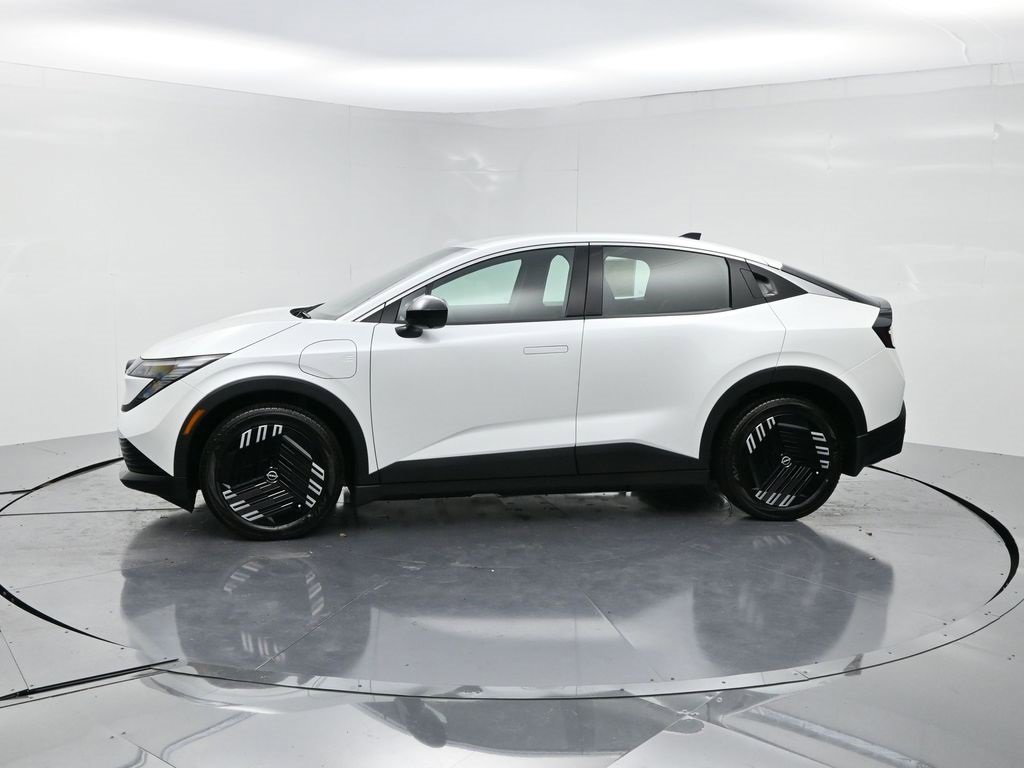 New 2026 Nissan Leaf image 3