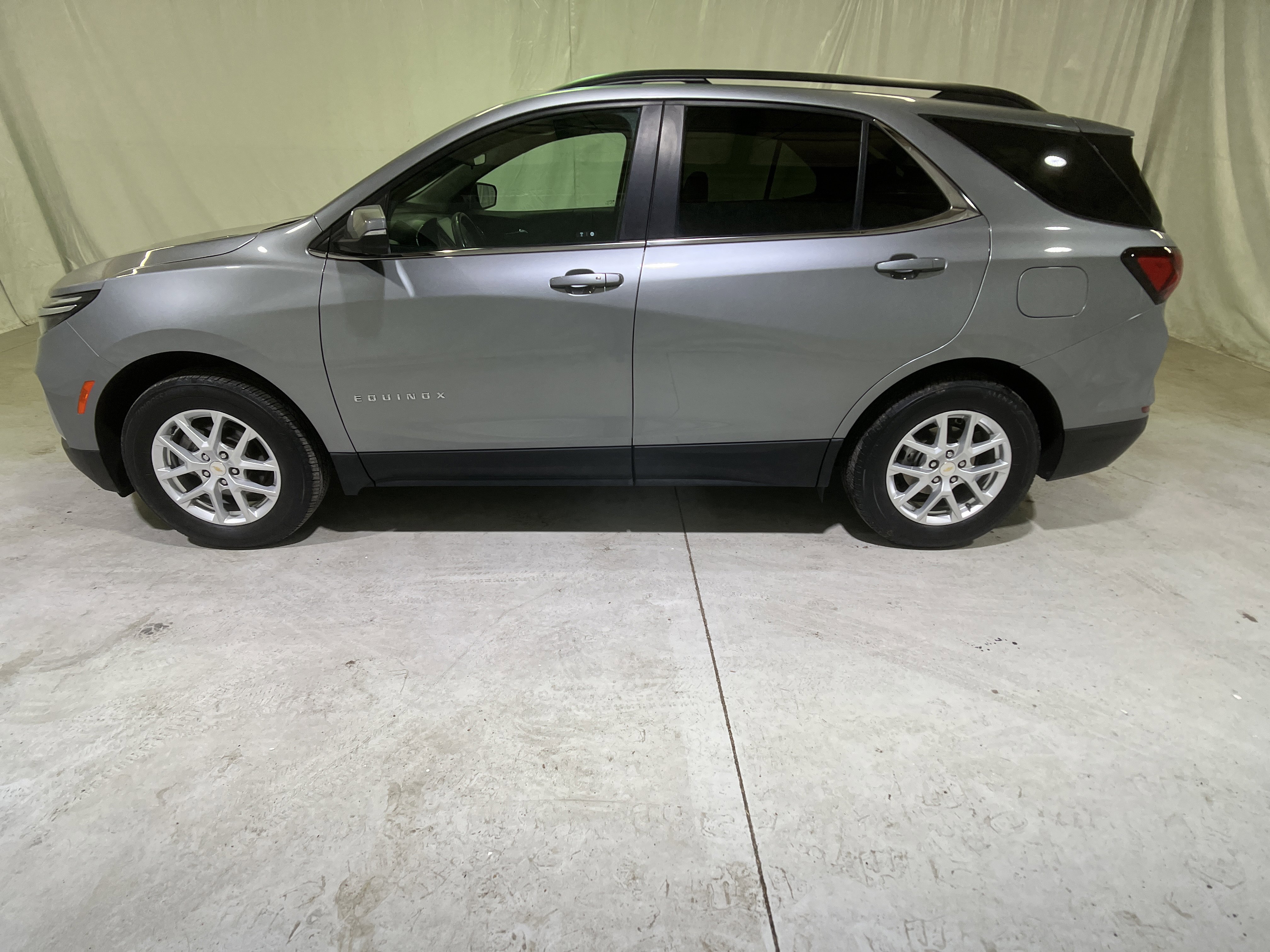 Certified 2023 Chevrolet Equinox LT AWD/4WD image 7