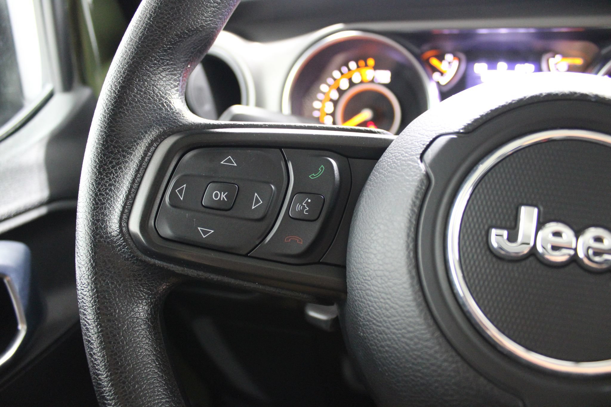 Used 2021 Jeep Wrangler Unlimited Sport AWD/4WD image 37