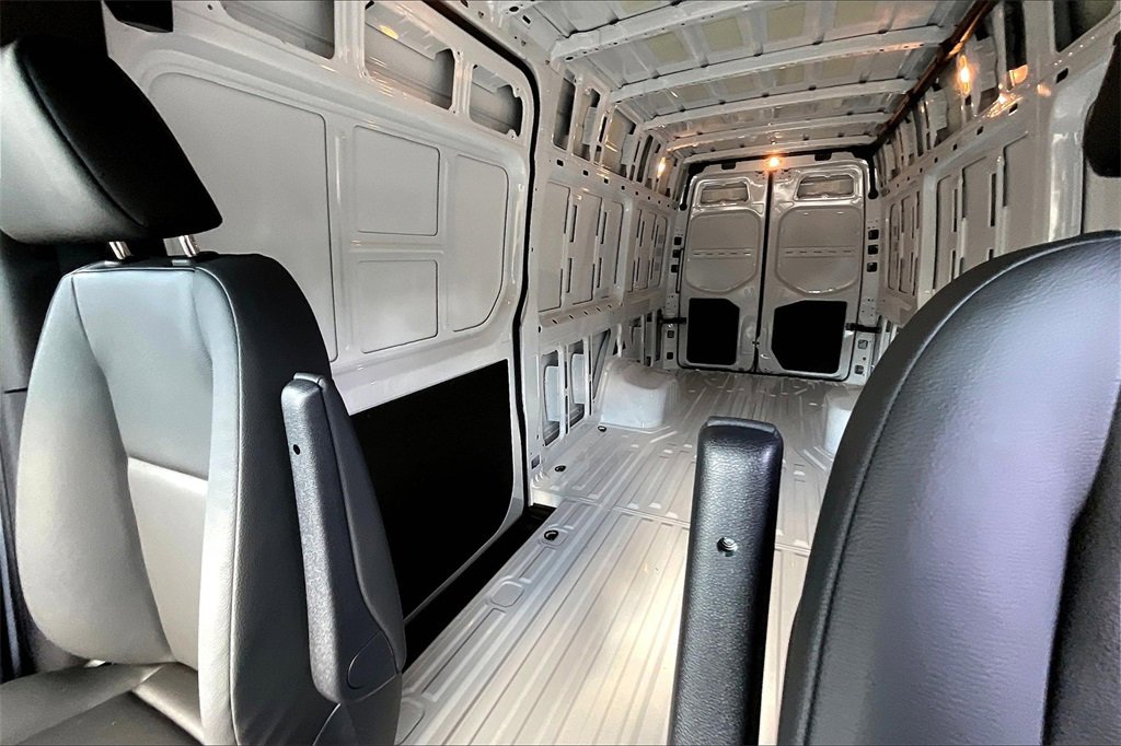 New 2025 Mercedes-Benz Sprinter 4500 image 9