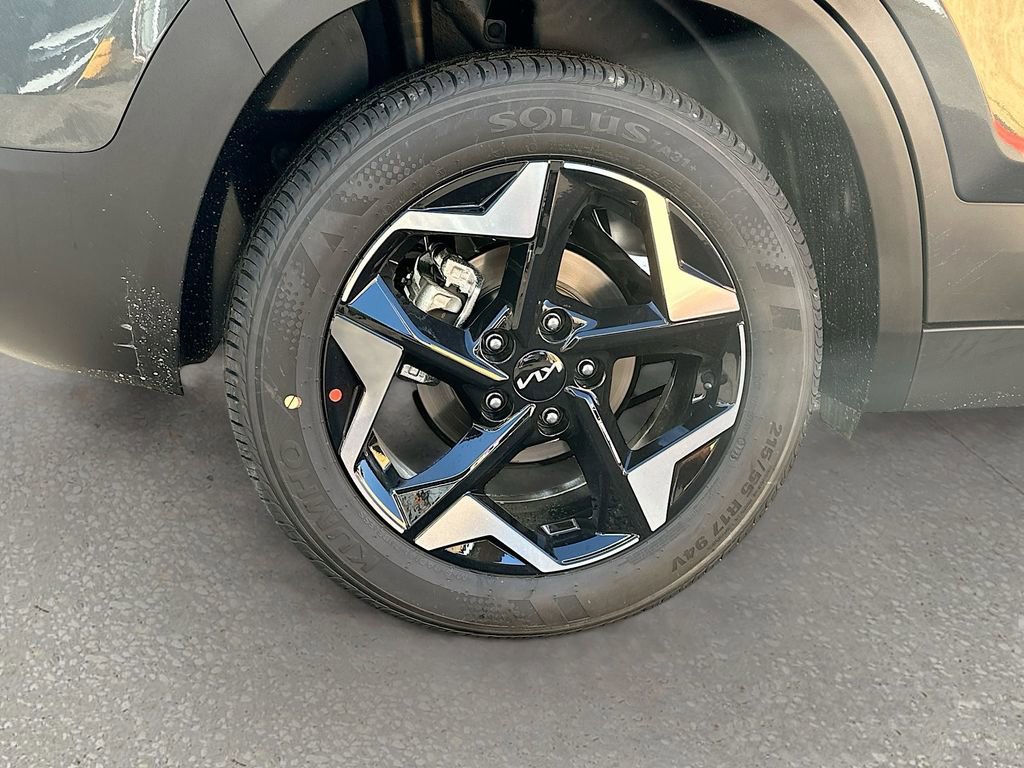 New 2026 Kia Seltos EX FWD image 30