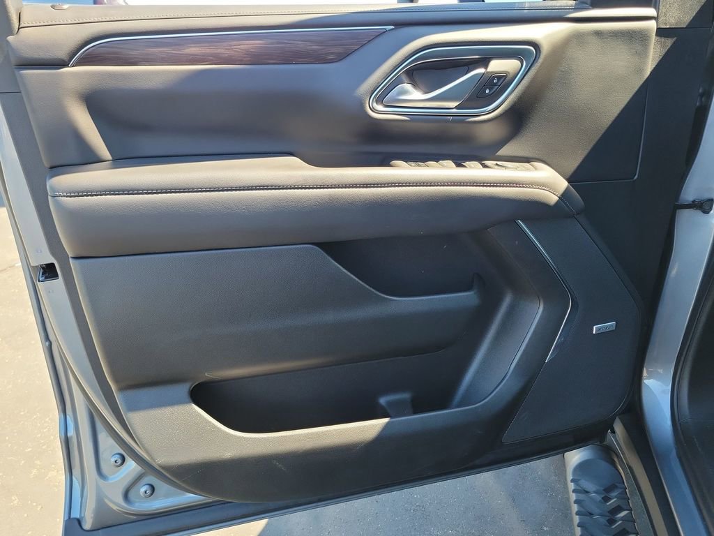 Used 2022 Chevrolet Tahoe Z71 w/ Luxury Package image 22