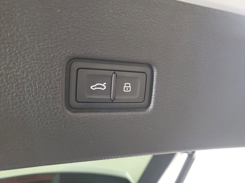 New 2026 Audi RS Q8 performance AWD/4WD image 9