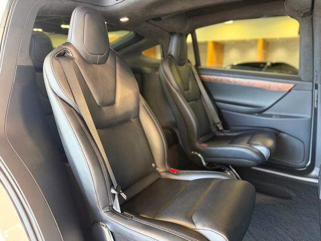 Used 2021 Tesla Model X Long Range image 25