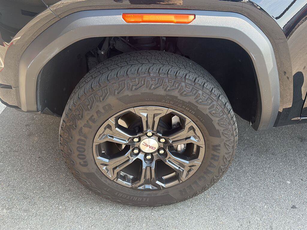 Used 2023 GMC Canyon Elevation w/ Trailering Package RWD image 11