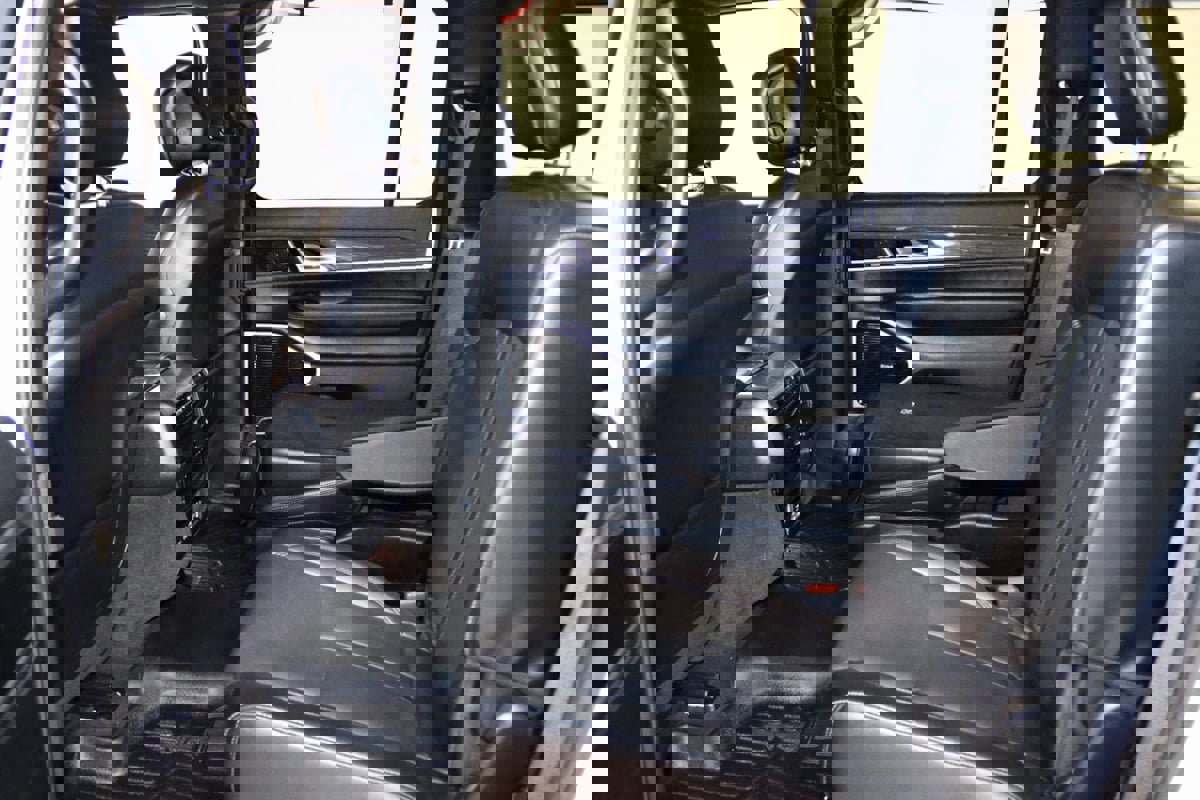 Used 2022 Jeep Wagoneer Series III w/ Premium Group I image 58