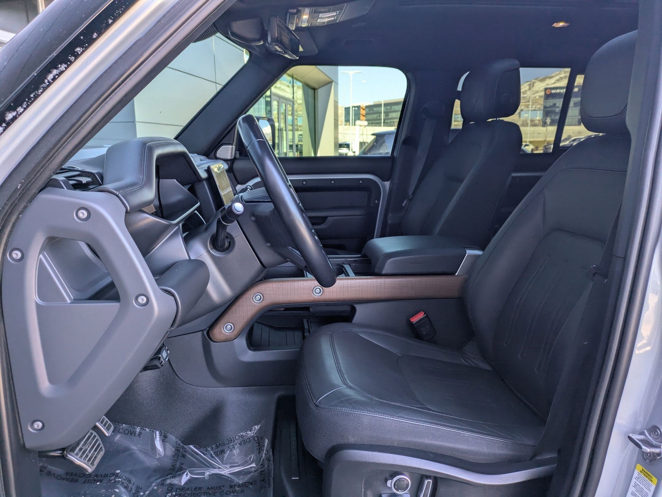 Certified 2023 Land Rover Defender 130 X image 23