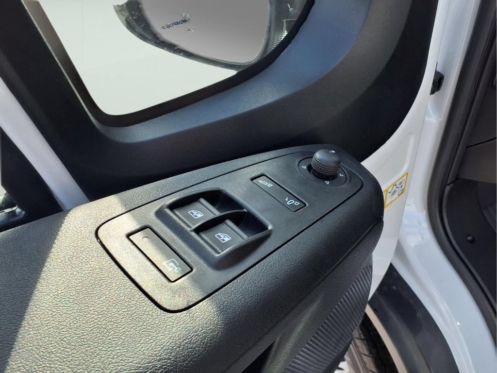 New 2026 RAM ProMaster 1500 w/ Convenience Group FWD image 9