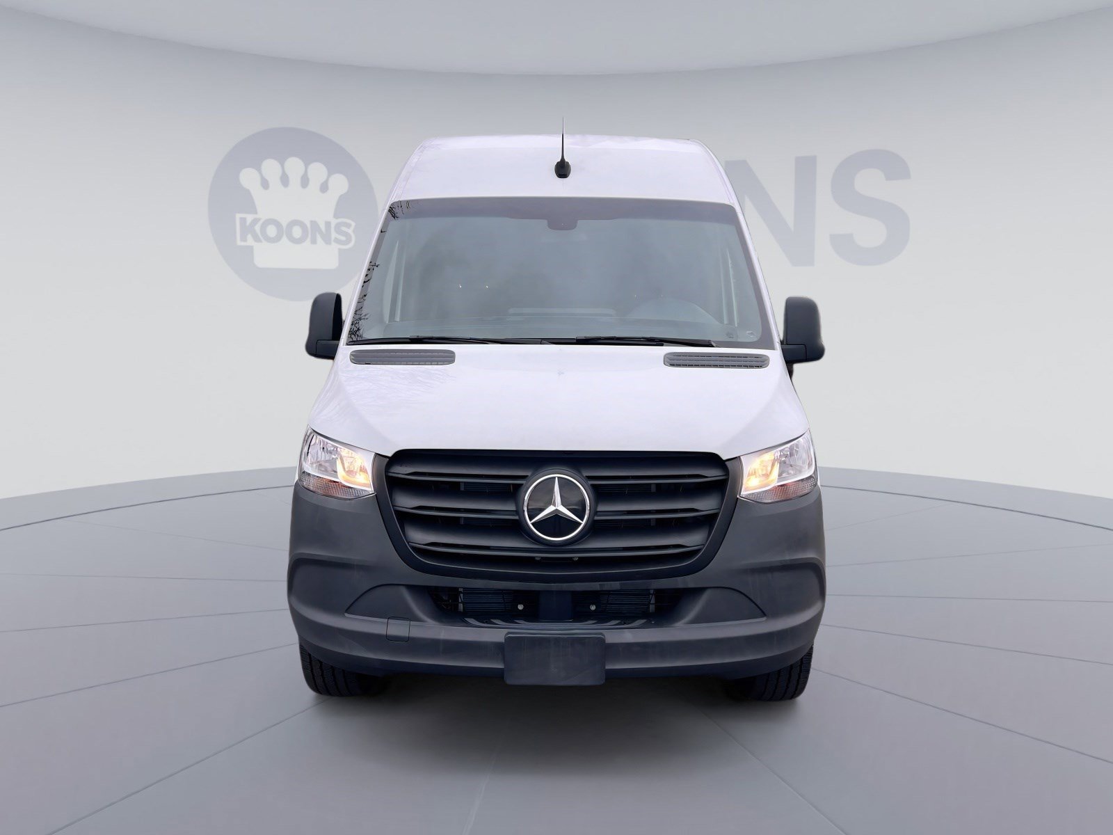 Used 2024 Mercedes-Benz eSprinter 170 Cargo image 10