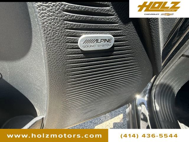 Used 2016 Dodge Challenger R/T Scat Pack w/ Leather Interior Group RWD image 25