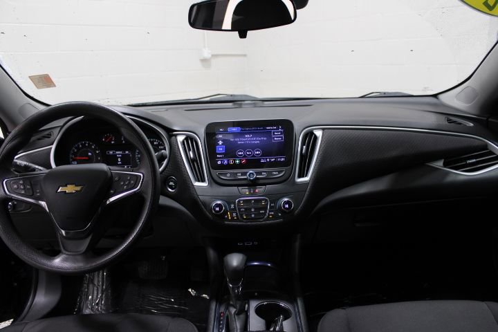 Used 2023 Chevrolet Malibu LT image 26