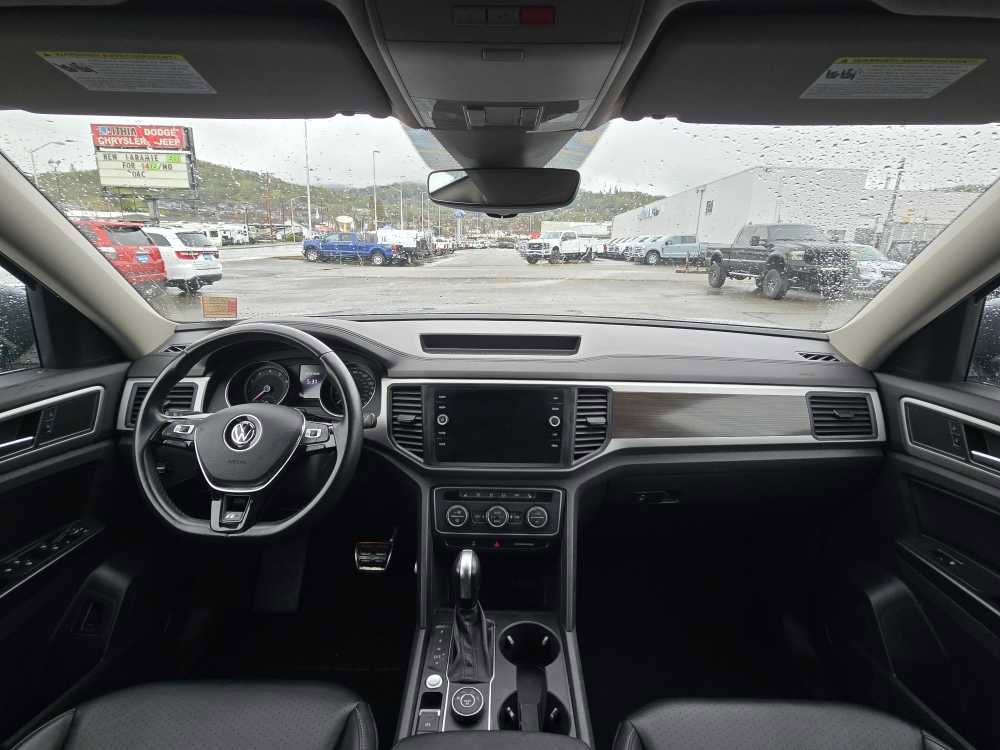 Used 2020 Volkswagen Atlas SE w/ Towing Package image 15
