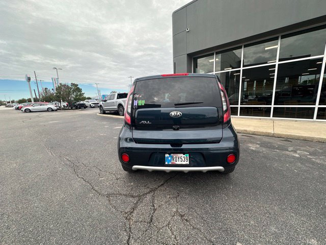 Used 2017 Kia Soul + FWD image 6