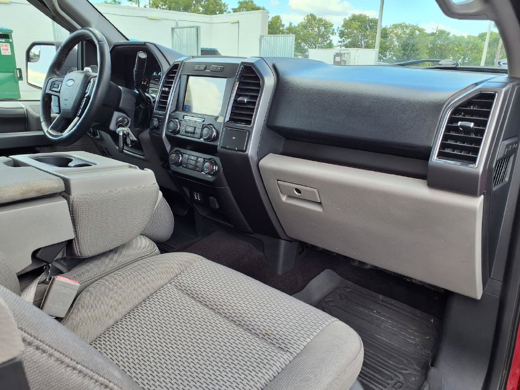 Used 2020 Ford F150 XLT w/ Equipment Group 302A Luxury AWD/4WD image 14