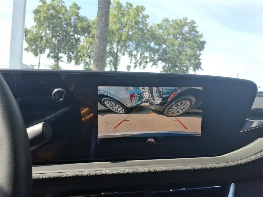 Used 2025 Buick Envista Preferred w/ Convenience I Package image 18