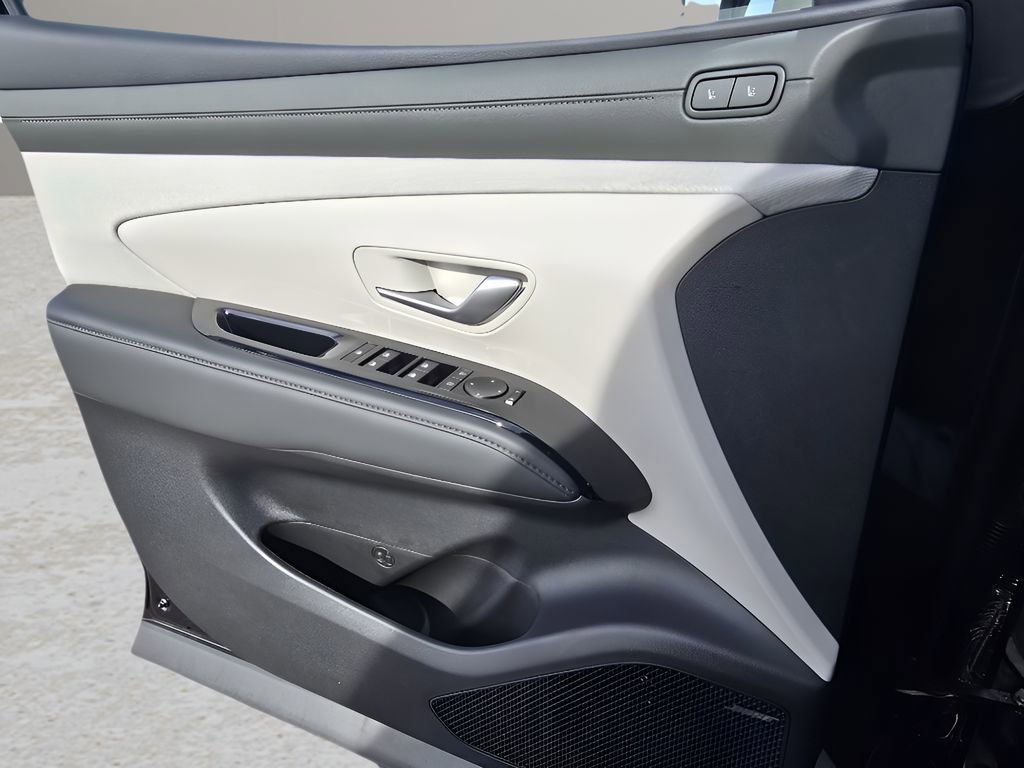 New 2026 Hyundai Tucson Limited image 16