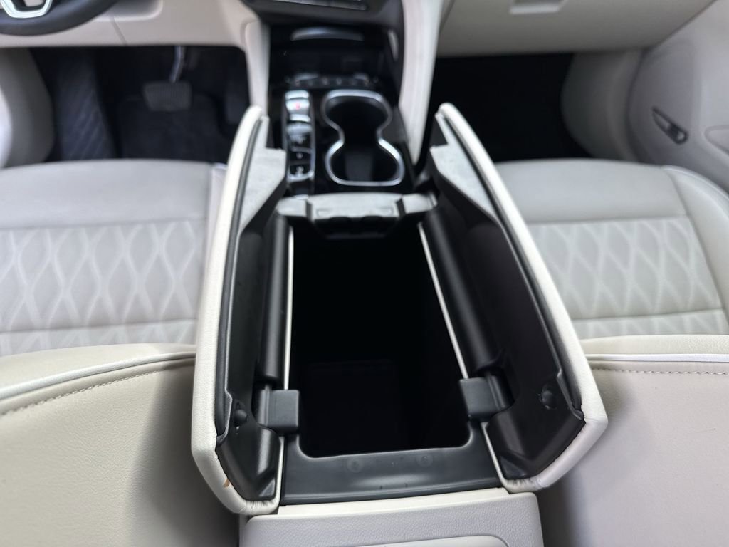Certified 2023 Buick Envision Avenir AWD/4WD image 23