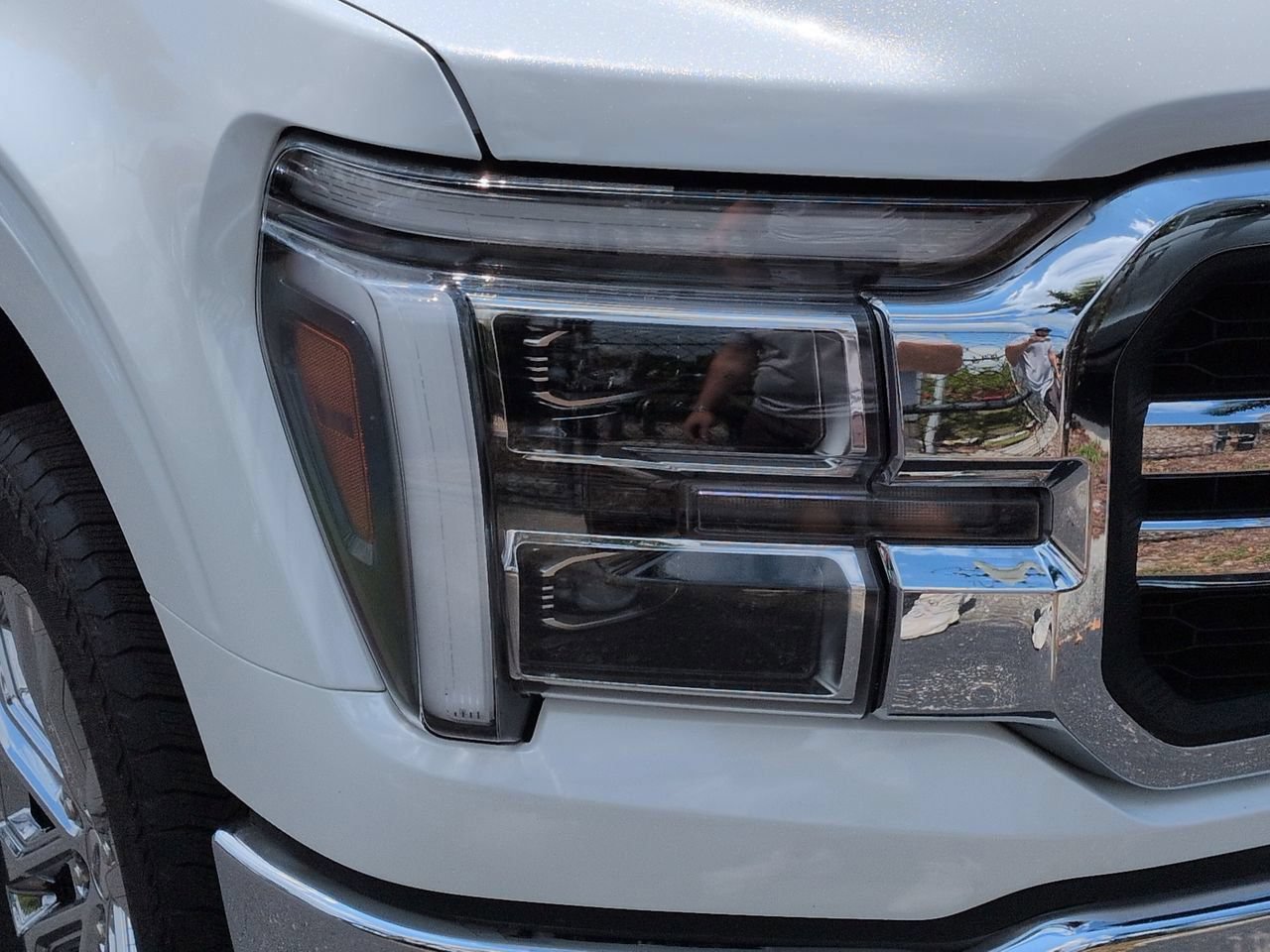Certified 2025 Ford F150 Lariat w/ Equipment Group 501A Mid AWD/4WD image 10