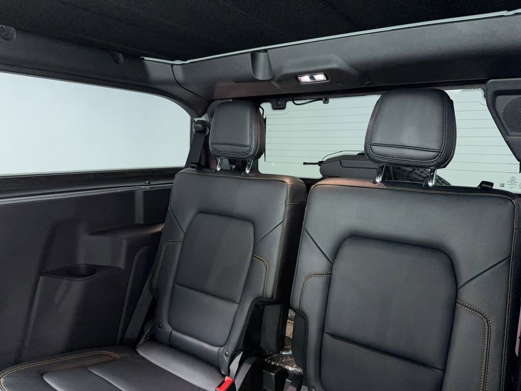 Used 2024 Ford Bronco Badlands image 38