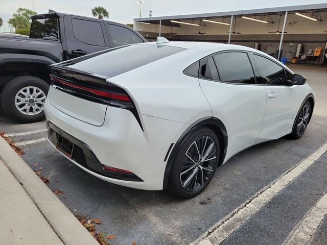 Used 2023 Toyota Prius XLE image 4