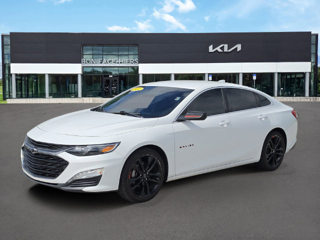 Used 2021 Chevrolet Malibu LT w/ Redline Edition FWD image 2