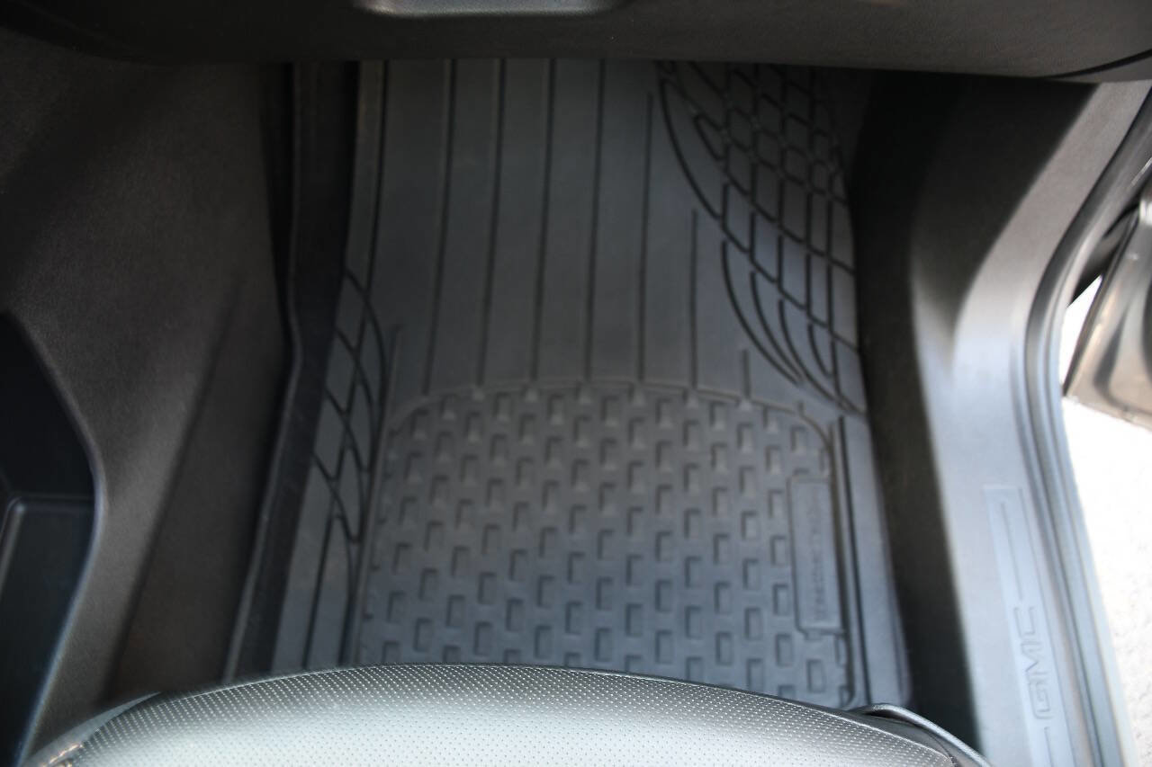 Used 2021 GMC Terrain SLT w/ Elevation Edition image 24