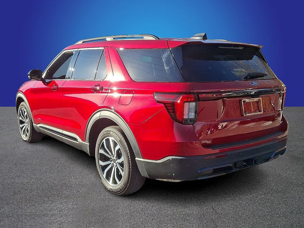 Used 2025 Ford Explorer ST-Line AWD/4WD image 6