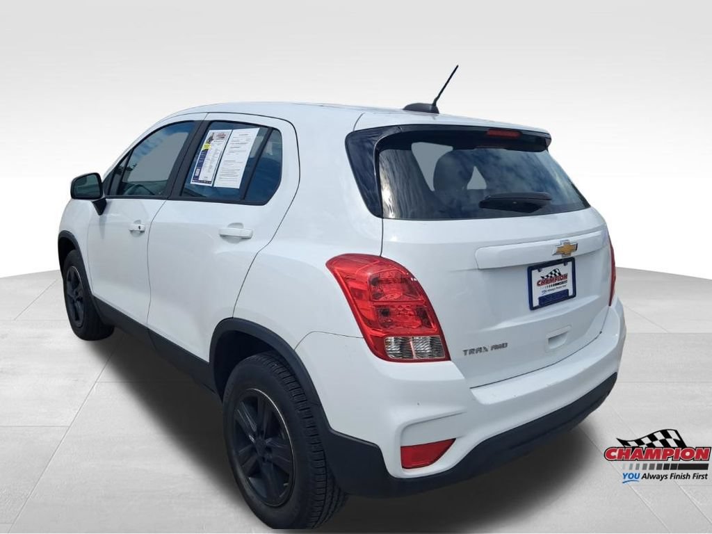Used 2018 Chevrolet Trax LS AWD/4WD image 25