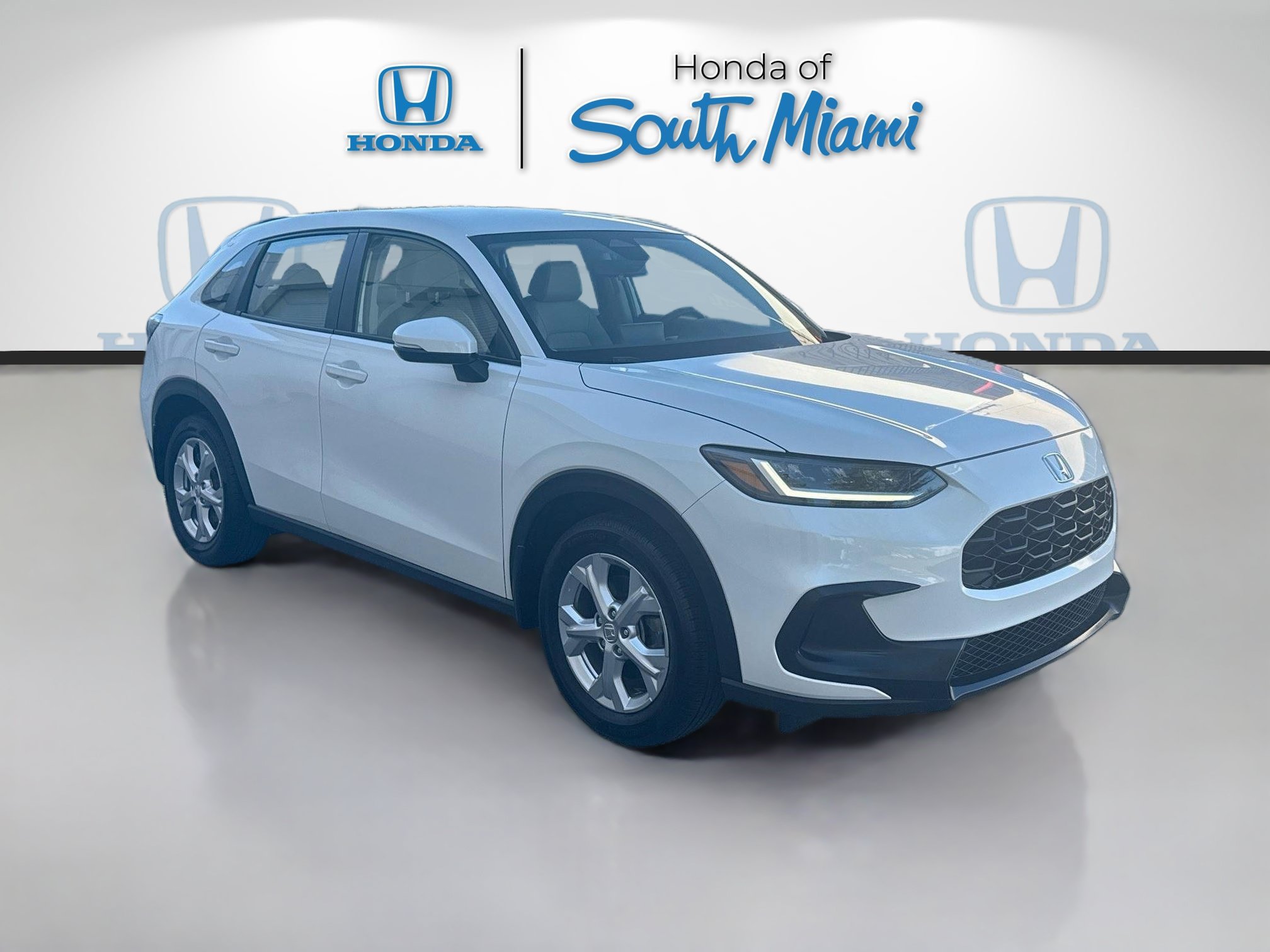 Used 2024 Honda HR-V LX image 1