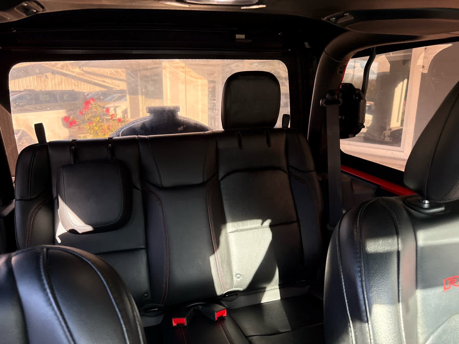 Used 2019 Jeep Wrangler Rubicon AWD/4WD image 18