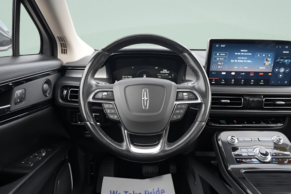Used 2023 Lincoln Nautilus Reserve AWD/4WD image 18