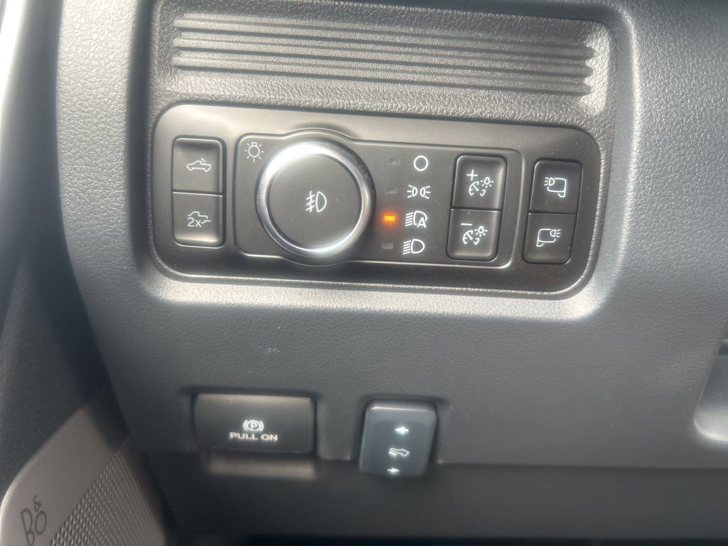 New 2026 Ford F250 Lariat image 11