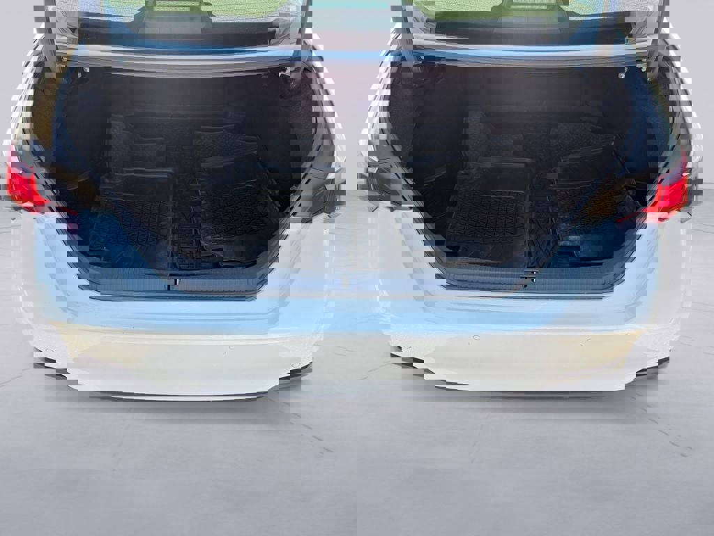 Certified 2022 Toyota Avalon Limited w/ Advanced Safety Package image 19