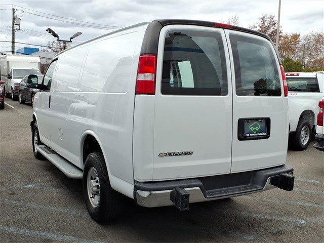 Certified 2023 Chevrolet Express 2500 w/ Driver Convenience Package image 4