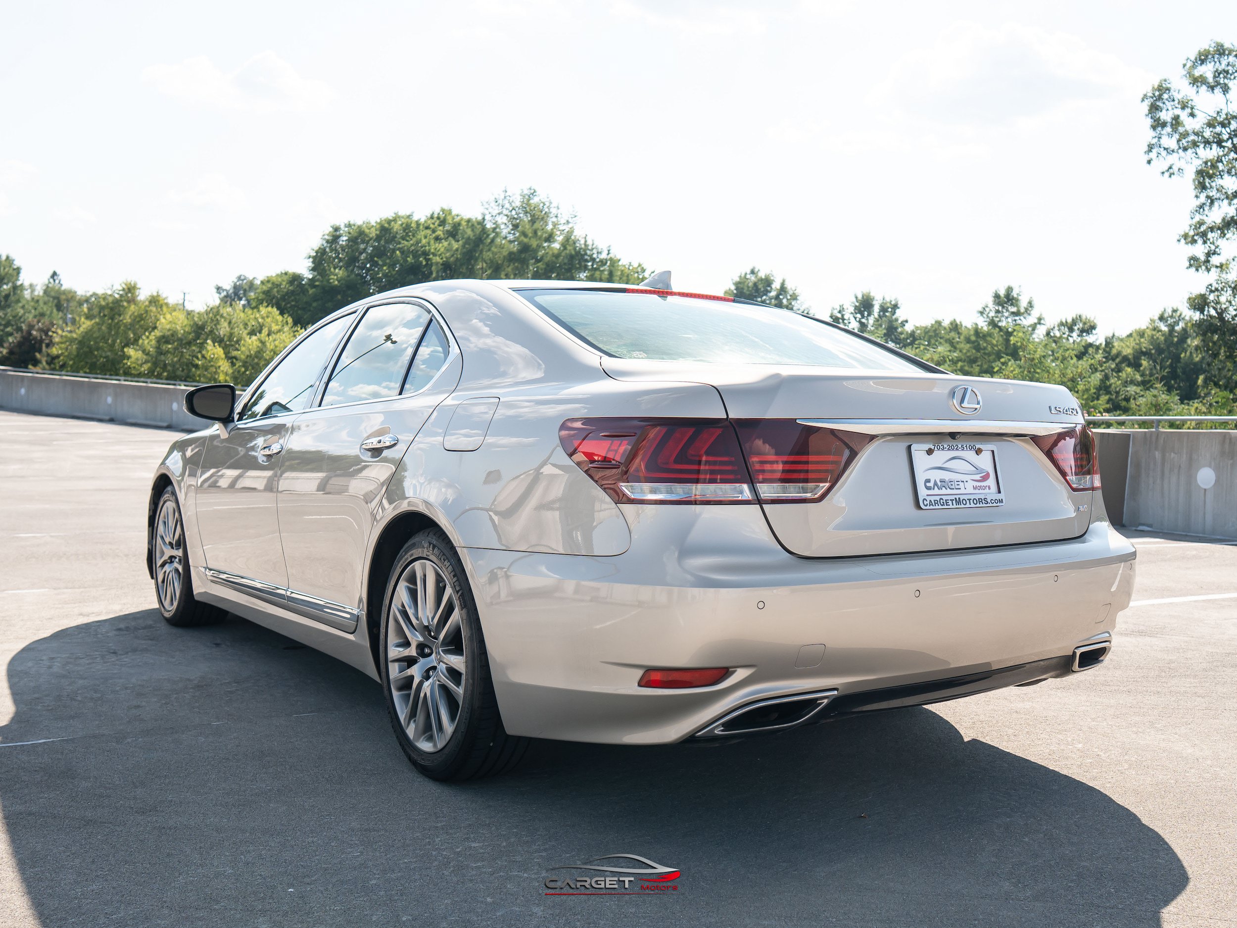 Used 2015 Lexus LS 460 AWD w/ Comfort Package image 5